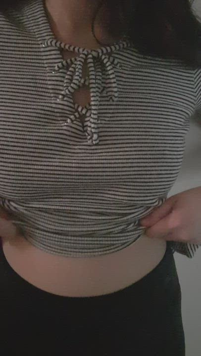 She thinks no one will like it because her boobs are too small - free porn video