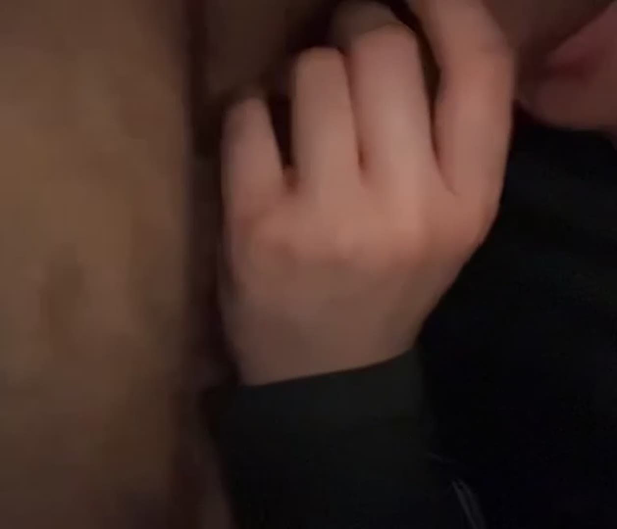 Thirsty Thursday got daddy’s cock wet 🤤 - free porn video