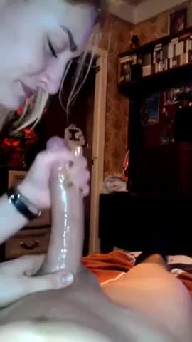 The girl is MVT (most valuable throat) - free porn video