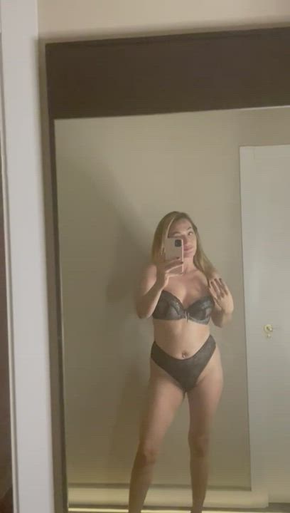 Roses are red, violets are blue, whenever I have dirty thought, it always involves you🥰 - free porn video