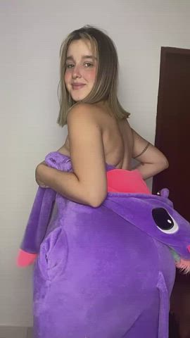Not bad for only 19😘 - free porn video