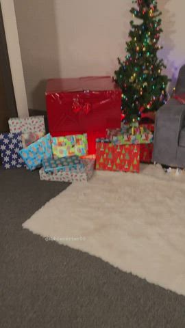 Xmas Presents [OC] - free porn video