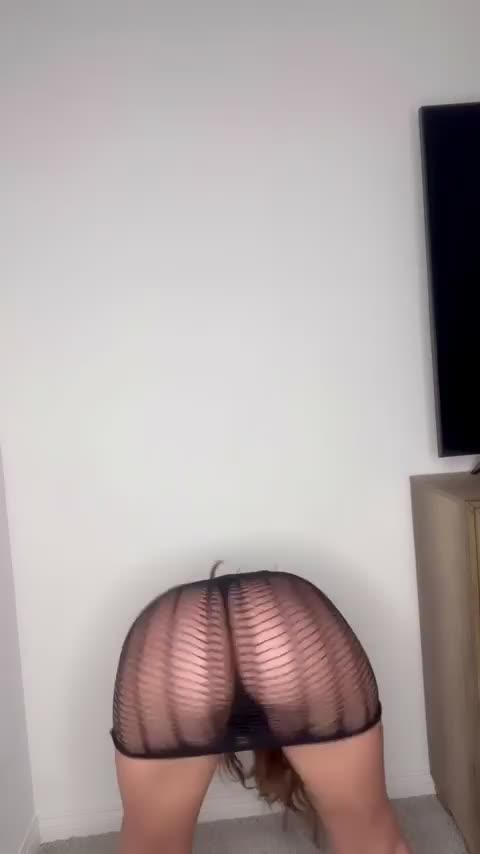 My curves love to move ;) - free porn video