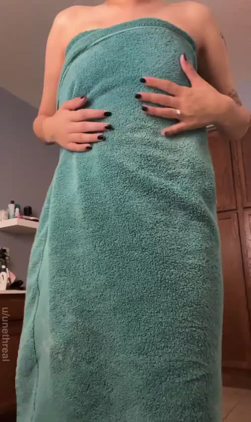 Dad helped make this petite body for your pleasure (; - free porn video