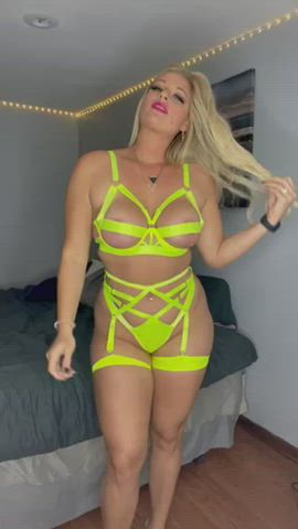 You should see the full video - free porn video