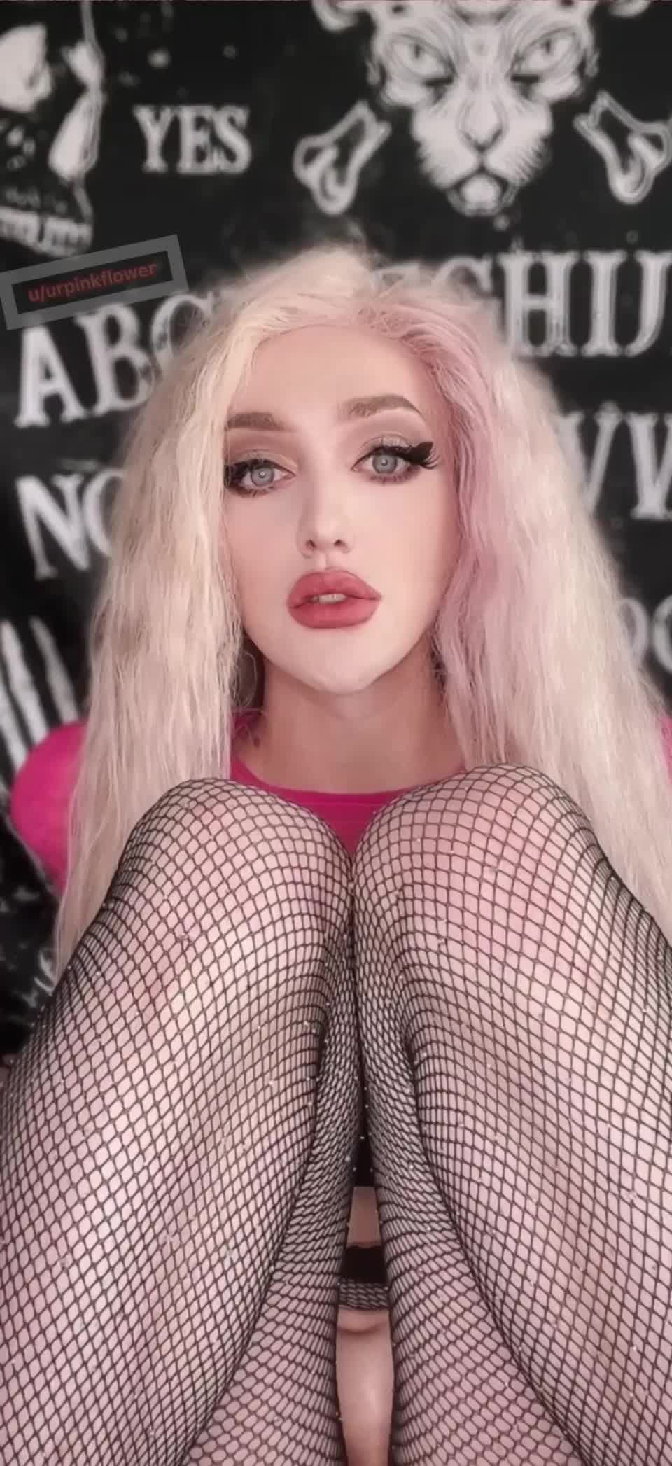 May I use your throat? - free porn video