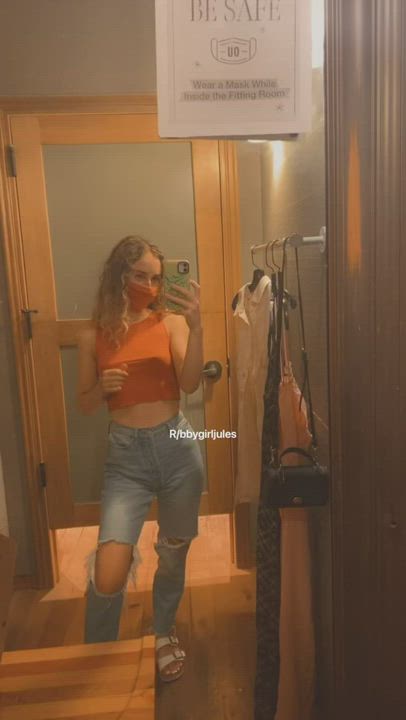 I need someone to have fun with me in the dressing room … I always get so horny! [GIF] - free porn video