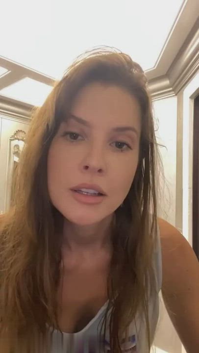 Amanda Cerny Nip Slip - free porn video