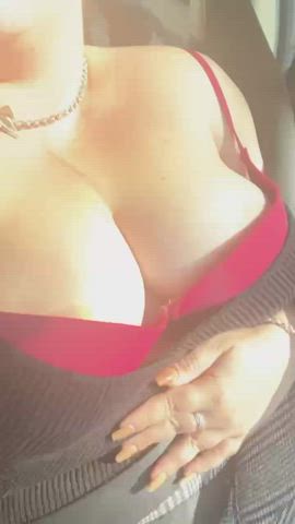 I'm so bouncy - free porn video