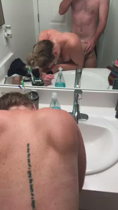 (F)(M) Had to make it quick while she got ready for work - free porn video