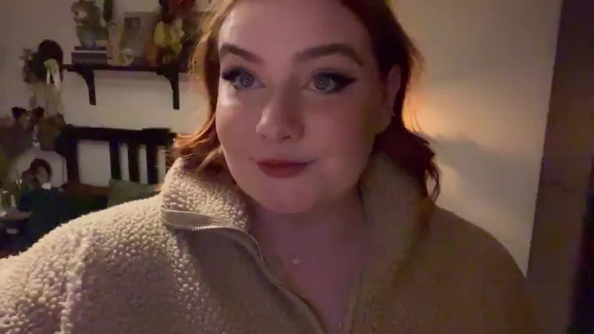 G cups that require lots of kisses - free porn video