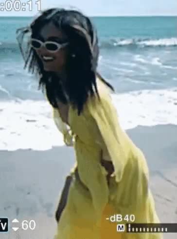 Victoria Justice nipple slip - free porn video