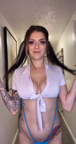 Bouncing around on a hump day - free porn video