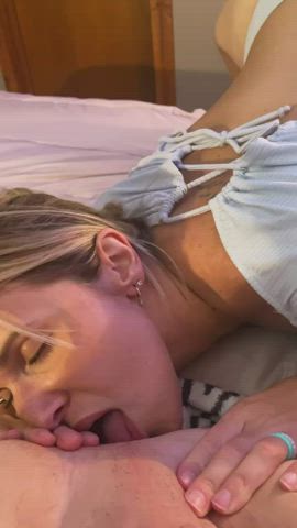 I love rimming him until he cums - free porn video