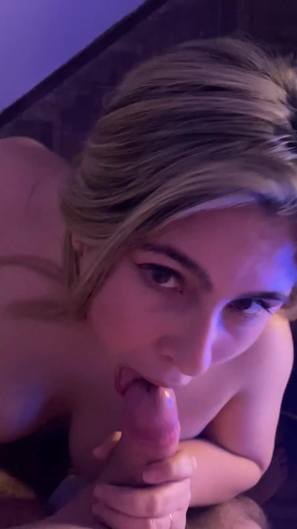 i am shy but it's so juicy - free porn video
