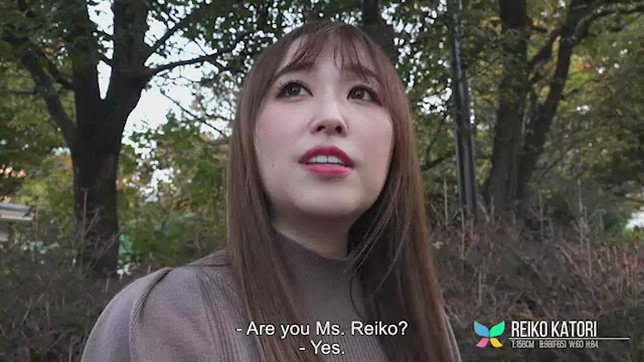 Reiko Katori is back to play with us for a whole afternoon in our hotel room - free porn video