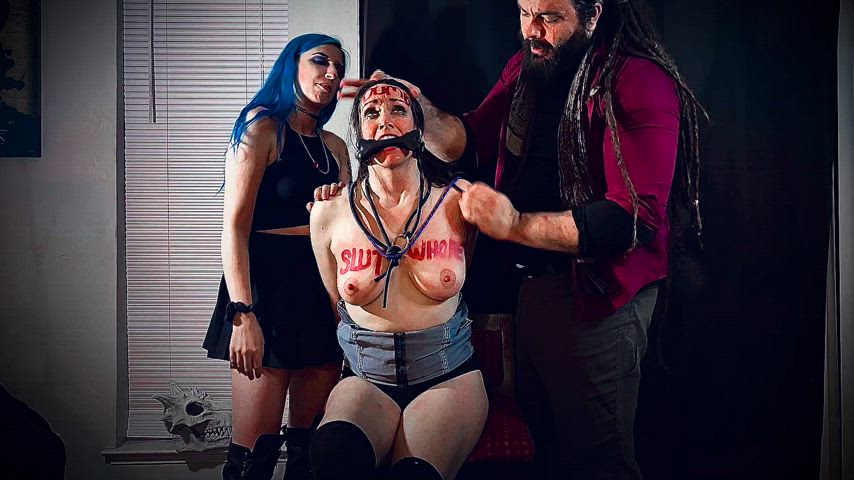 Royjack forcing Lucy Fox to bark like a dog - free porn video