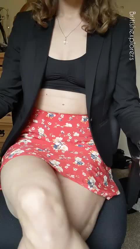 Welcome, it's warm and cosy here - free porn video