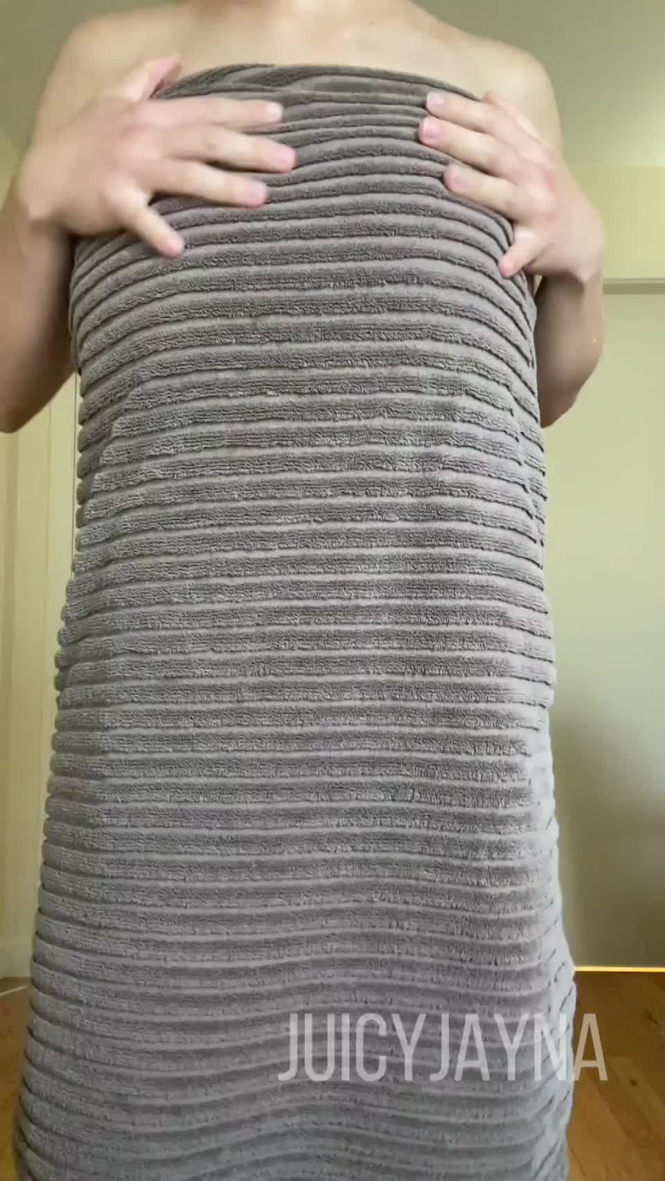 I'm here for a fill up, please - free porn video