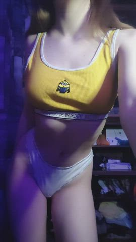 I wish older men liked my pussy - free porn video