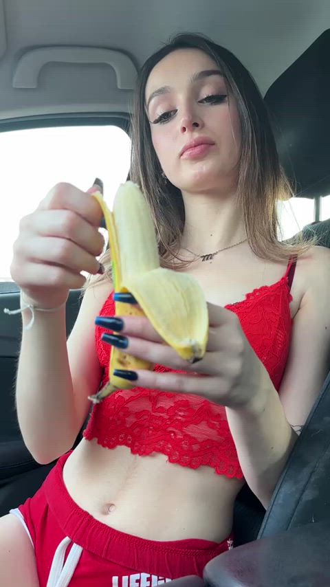 How many inches should I be éxpecting? - free porn video