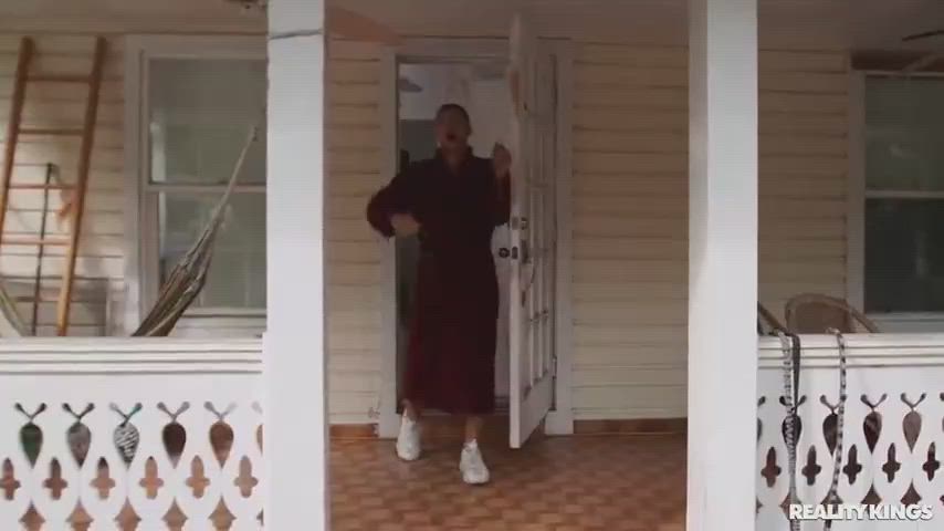 Scooting, Flashing & Fucking - free porn video