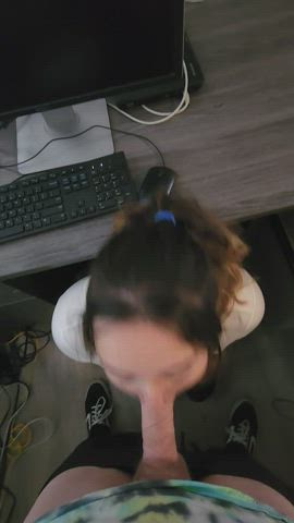 Letting a coworker use my mouth in the office, I think dad would be proud - free porn video