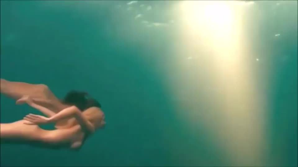 Kelly Brook and Riley Steele - free porn video
