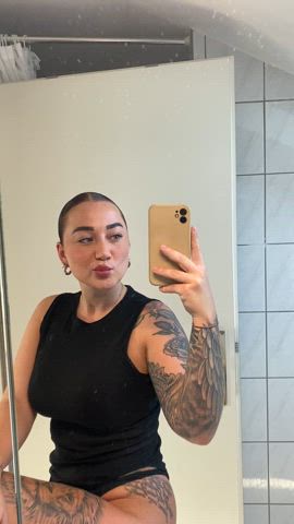 I need someone to throw around my little body ? - free porn video
