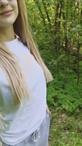 bouncing to you live from the forest - free porn video