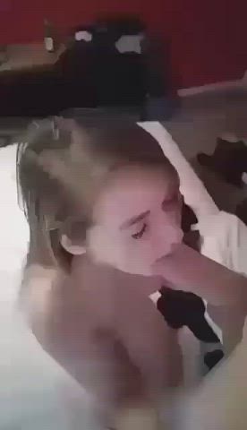 Do we know this tiny girl? - free porn video