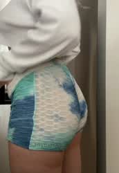 Ass flashing before bed - free porn video