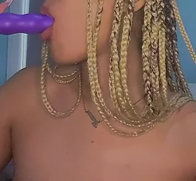 I’m a virgin, so gotta practice 🤭 - free porn video