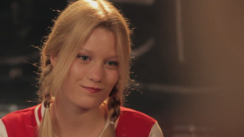 Ashley Hinshaw in ‘About Cherry’ - free porn video
