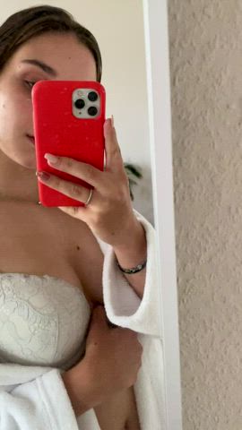 Just came out of the shower... wanna make me feel dirty again? - free porn video