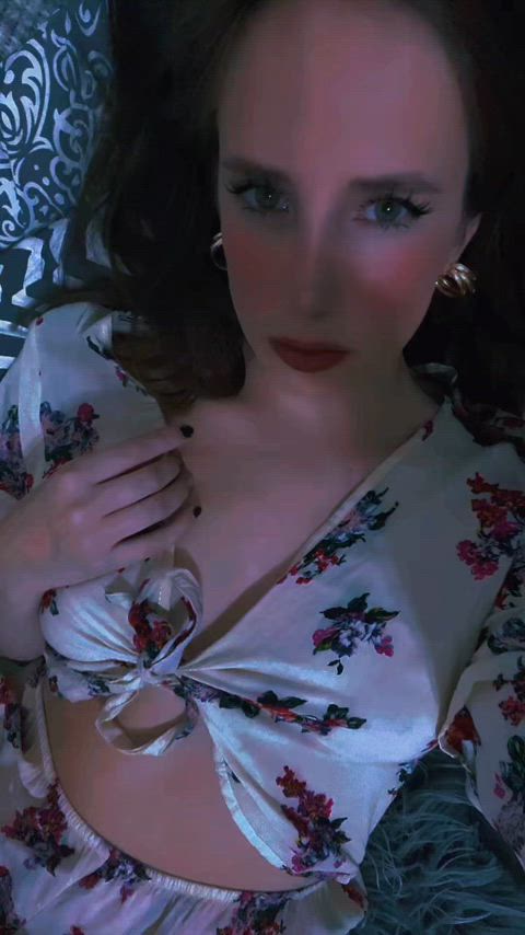 I’d say my tits are my best asset, would you agree? - free porn video