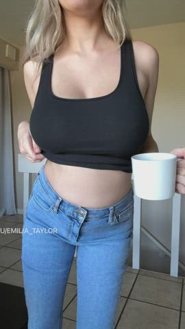 I can provide the milk for your coffee! - free porn video