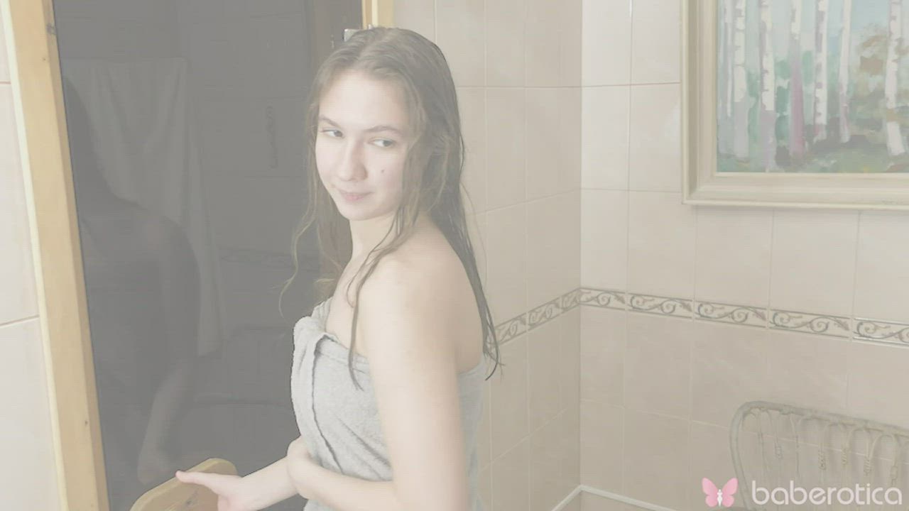 Madison gets out of the shower to masturbate for us at Baberotica - free porn video