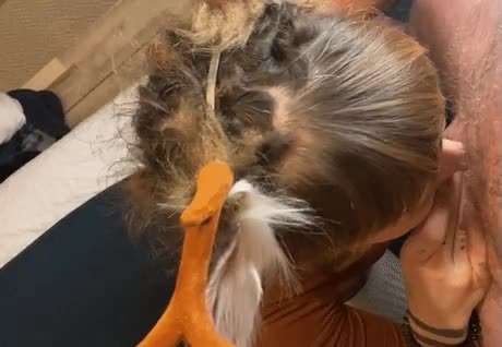 a nice quickie throatjob backstage during the christmas pageant (oliviajarden) - free porn video