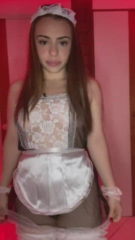 I can be your nanny and clean your pipe dry.. - free porn video