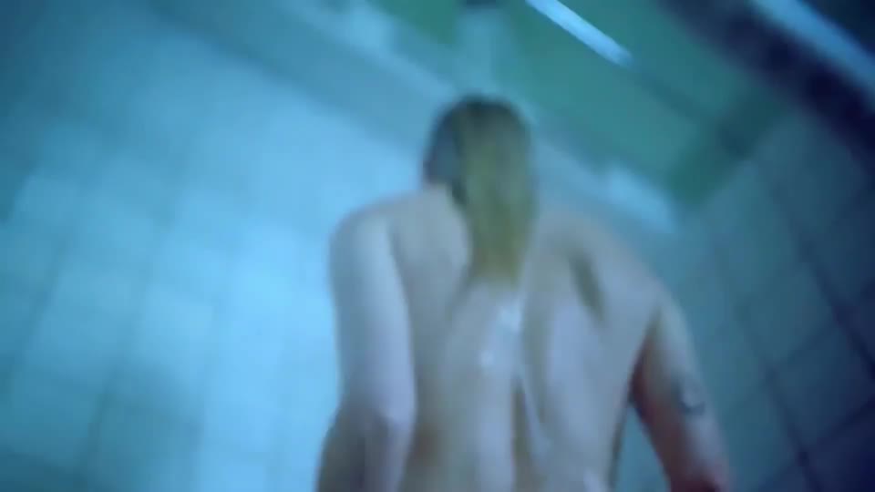 Sophie Turner taking a shower - free porn video