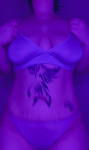 All the bounces from a squishy girl - free porn video