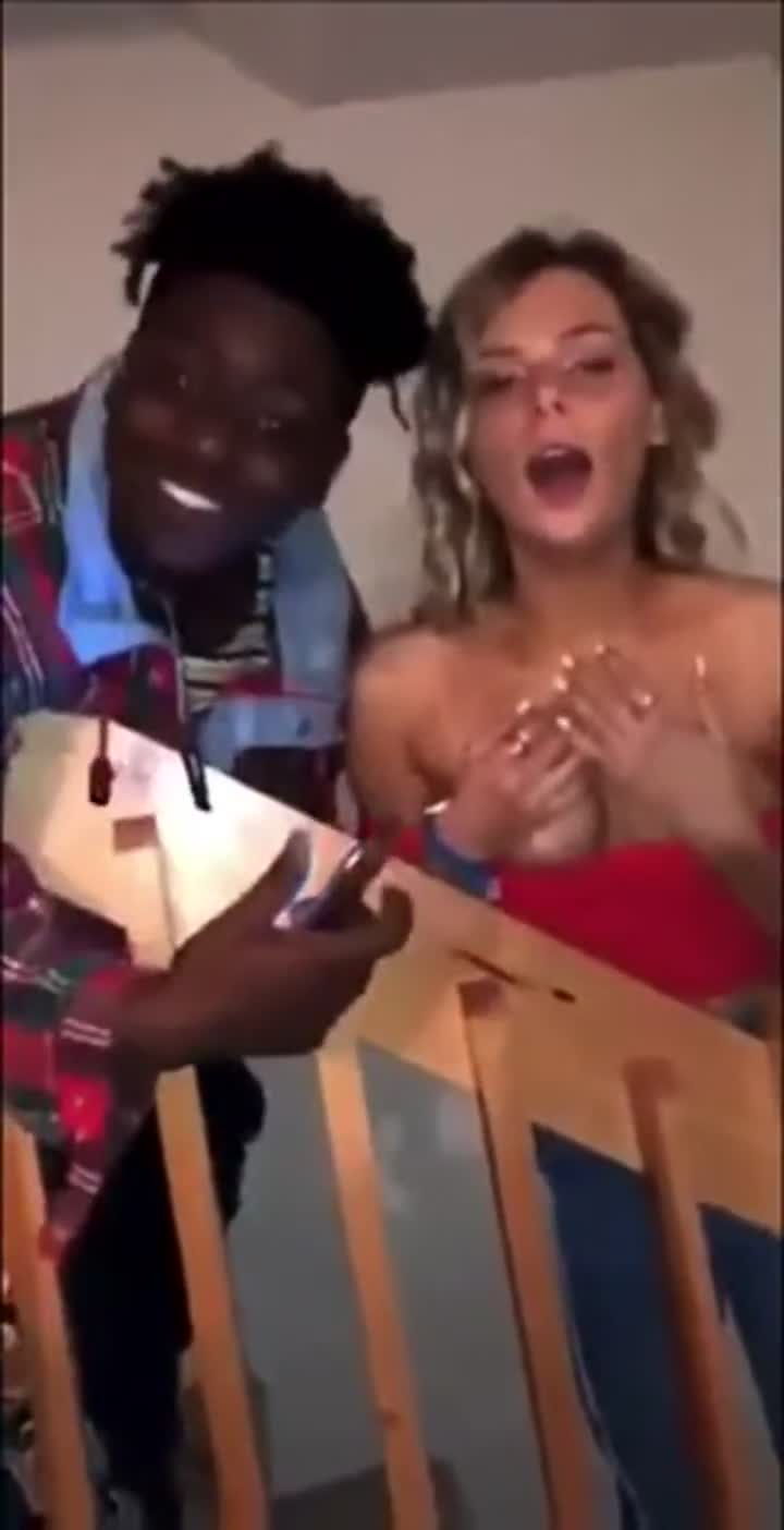 Anyone have her name or the full sauce ? - free porn video