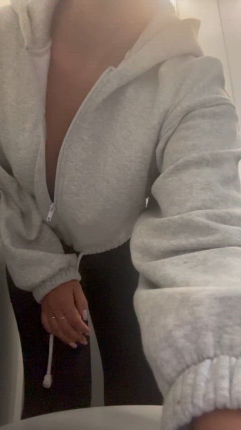 Need of a GOON to obsess over me in the airplane bathroom - free porn video
