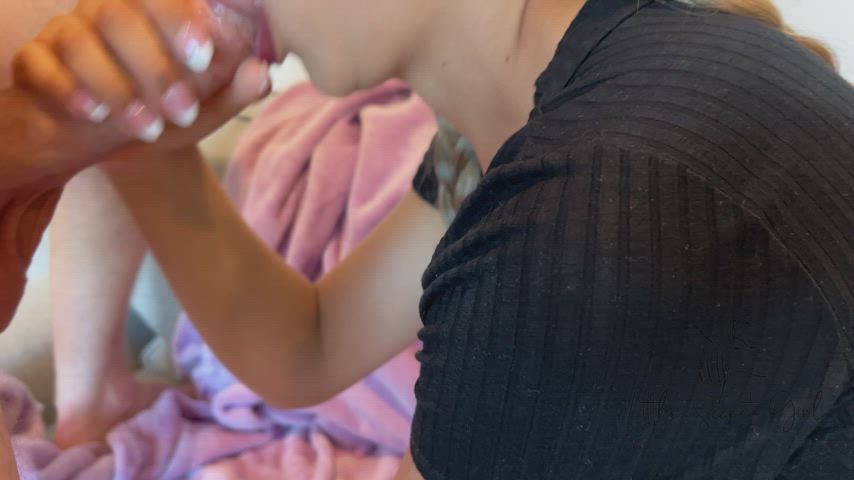 I can’t wait to suck another cock today! Happy Saturday! - free porn video
