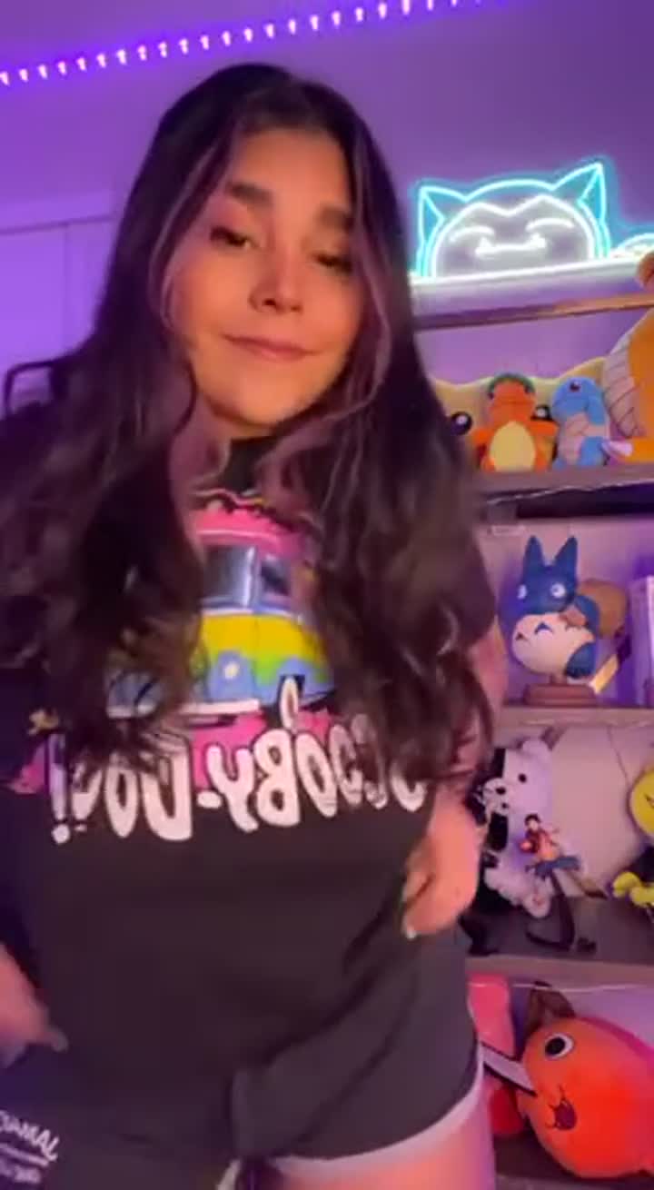 Am I dinner material? - free porn video