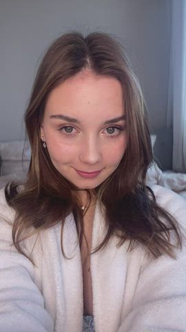 Throw me on the bed and lets have fun 🙈 - free porn video