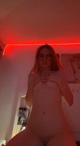 Give your sexy opinion on my titties and body - free porn video
