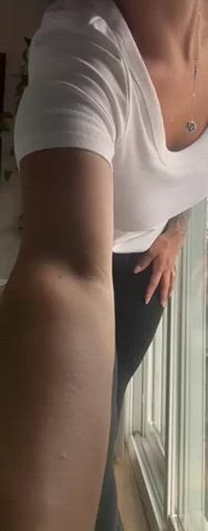 I like how my big tits spill over on the sides. - free porn video