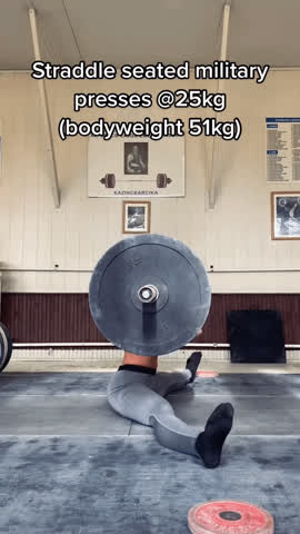 Stretching and lifting at the same time... time management is key 😎 - free porn video